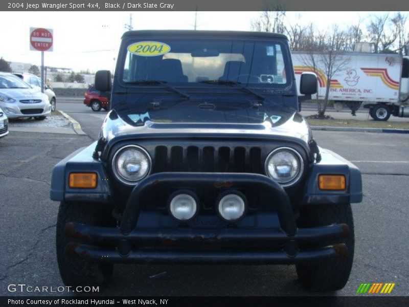 Black / Dark Slate Gray 2004 Jeep Wrangler Sport 4x4
