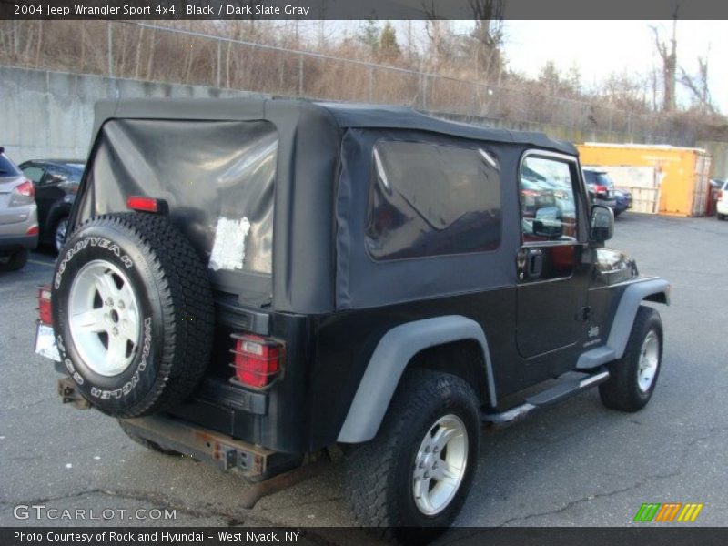 Black / Dark Slate Gray 2004 Jeep Wrangler Sport 4x4