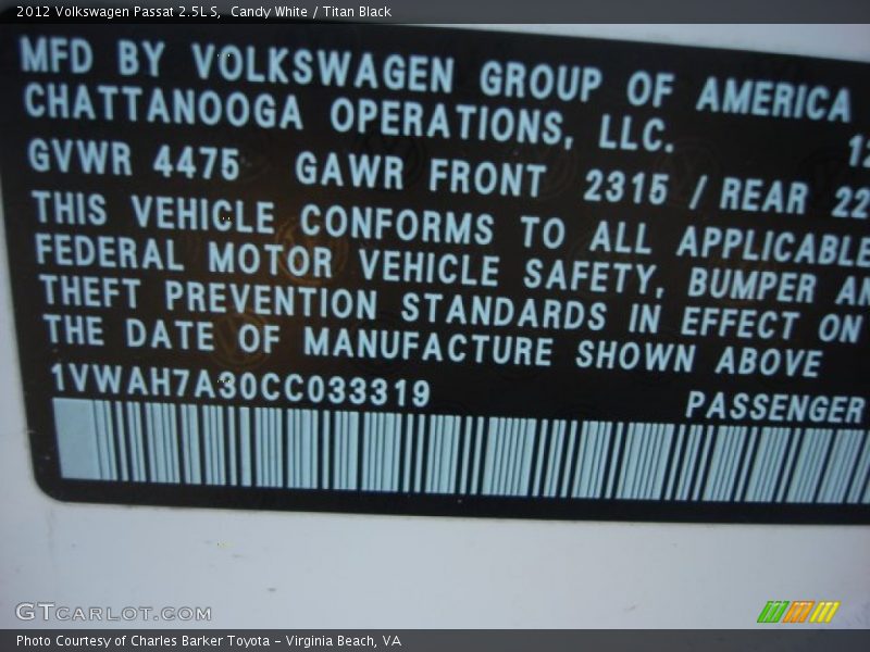 Candy White / Titan Black 2012 Volkswagen Passat 2.5L S