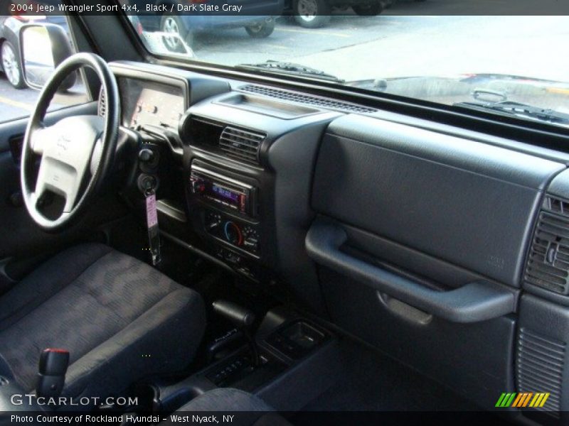 Black / Dark Slate Gray 2004 Jeep Wrangler Sport 4x4