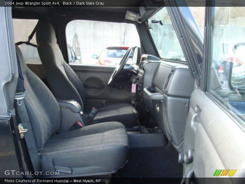 Black / Dark Slate Gray 2004 Jeep Wrangler Sport 4x4