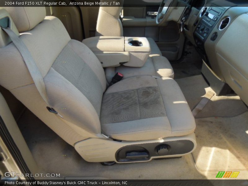 Arizona Beige Metallic / Tan 2004 Ford F150 XLT Regular Cab
