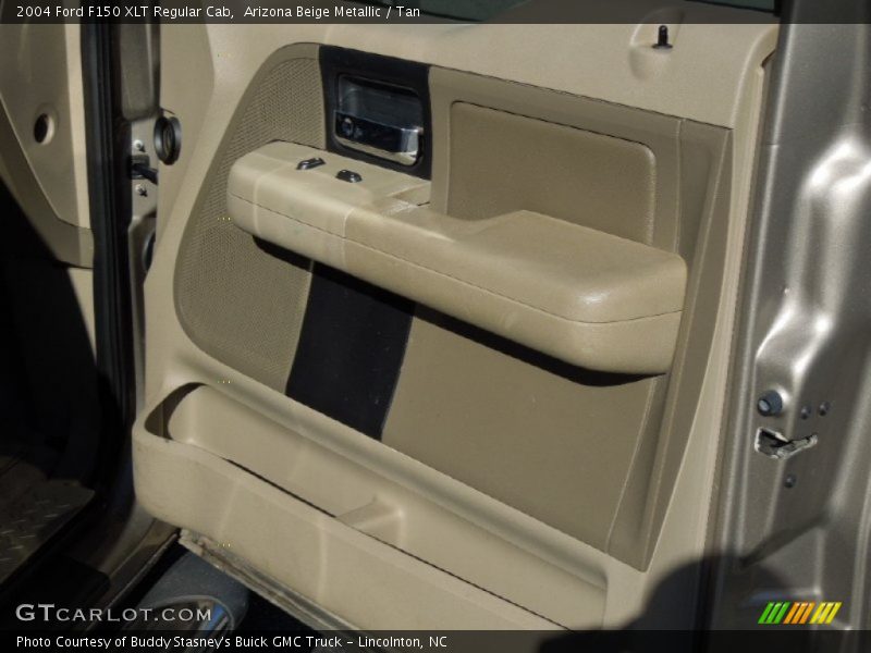 Arizona Beige Metallic / Tan 2004 Ford F150 XLT Regular Cab