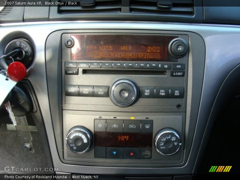 Black Onyx / Black 2007 Saturn Aura XR
