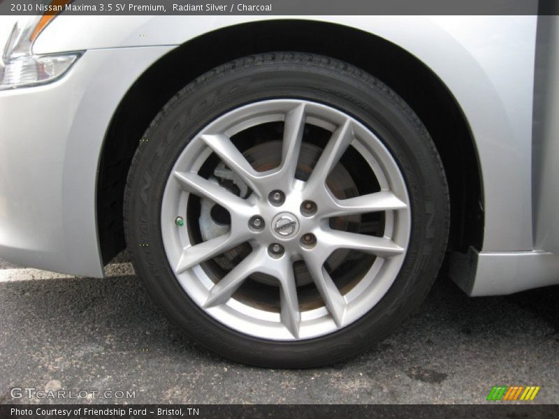 Radiant Silver / Charcoal 2010 Nissan Maxima 3.5 SV Premium