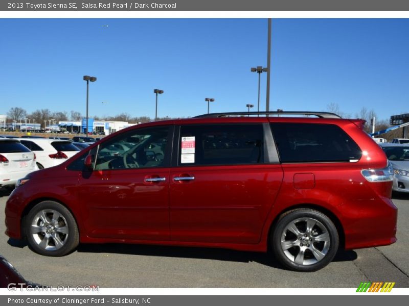 Salsa Red Pearl / Dark Charcoal 2013 Toyota Sienna SE