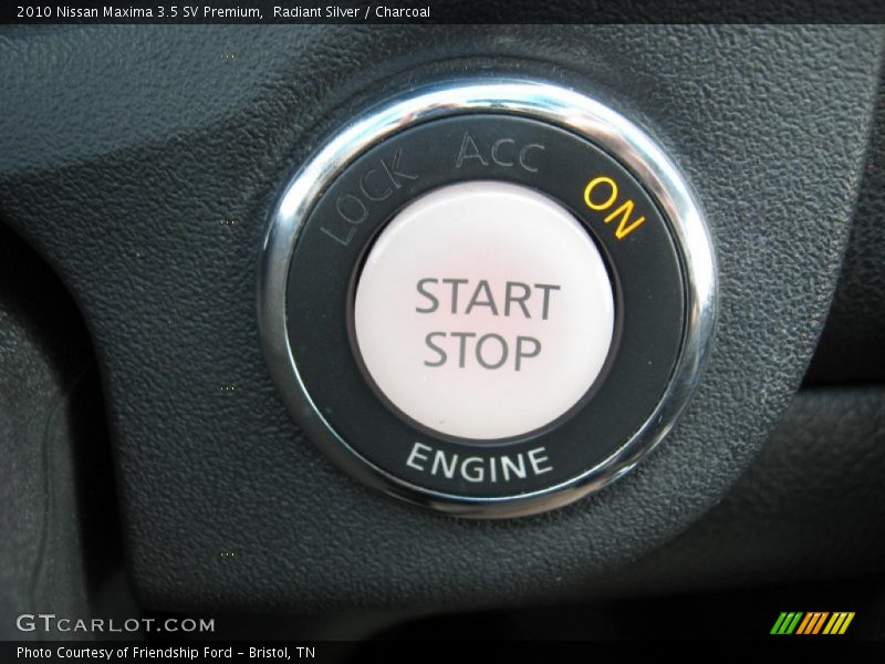 Radiant Silver / Charcoal 2010 Nissan Maxima 3.5 SV Premium