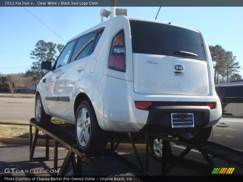Clear White / Black Soul Logo Cloth 2011 Kia Soul +