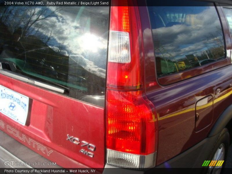Ruby Red Metallic / Beige/Light Sand 2004 Volvo XC70 AWD