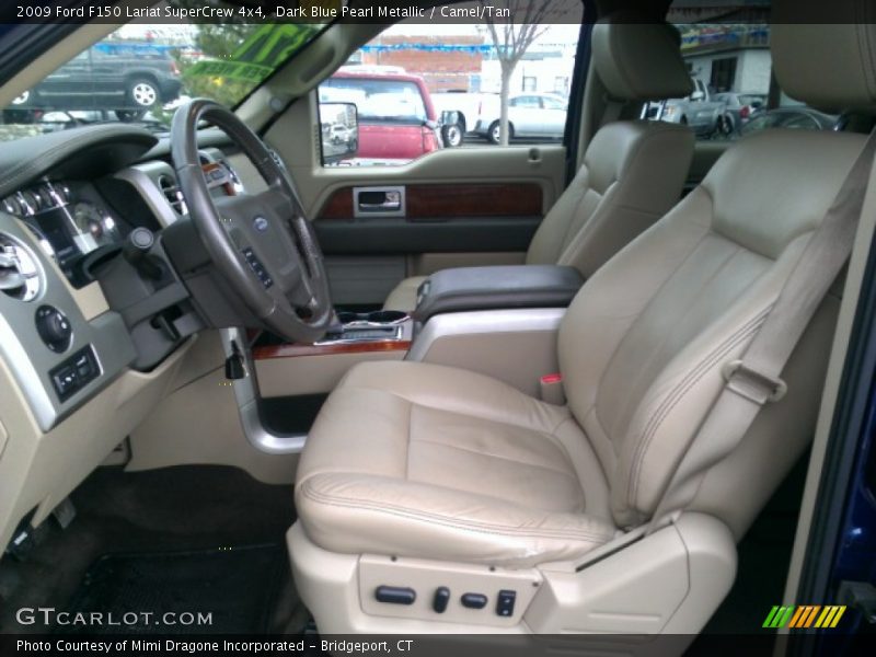 Front Seat of 2009 F150 Lariat SuperCrew 4x4
