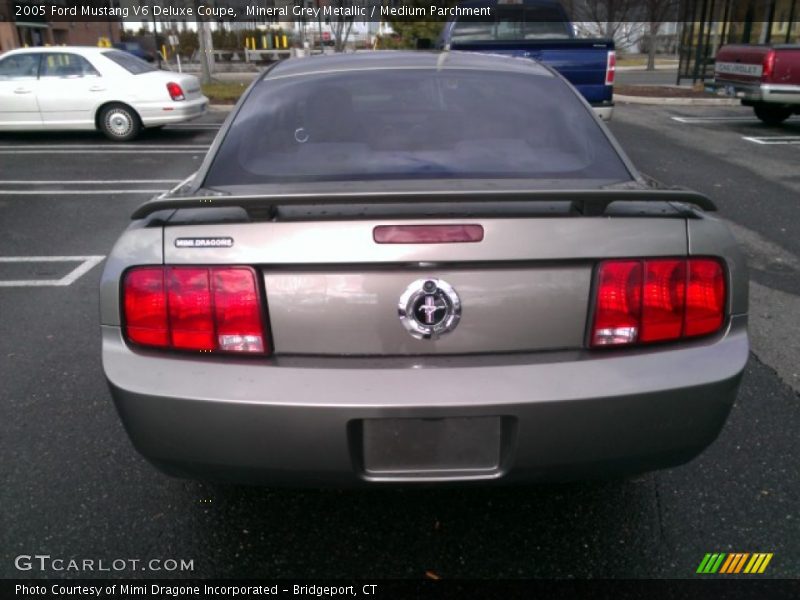 Mineral Grey Metallic / Medium Parchment 2005 Ford Mustang V6 Deluxe Coupe