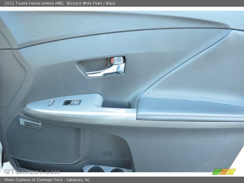 Blizzard White Pearl / Black 2013 Toyota Venza Limited AWD