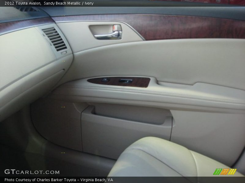 Sandy Beach Metallic / Ivory 2012 Toyota Avalon