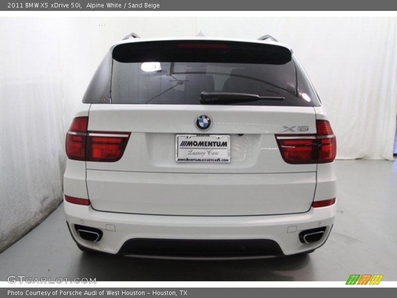 Alpine White / Sand Beige 2011 BMW X5 xDrive 50i