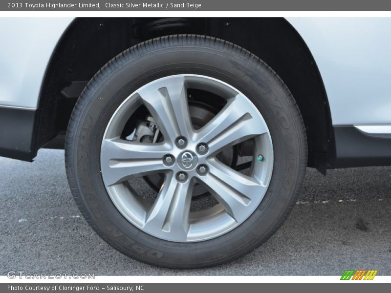 Classic Silver Metallic / Sand Beige 2013 Toyota Highlander Limited