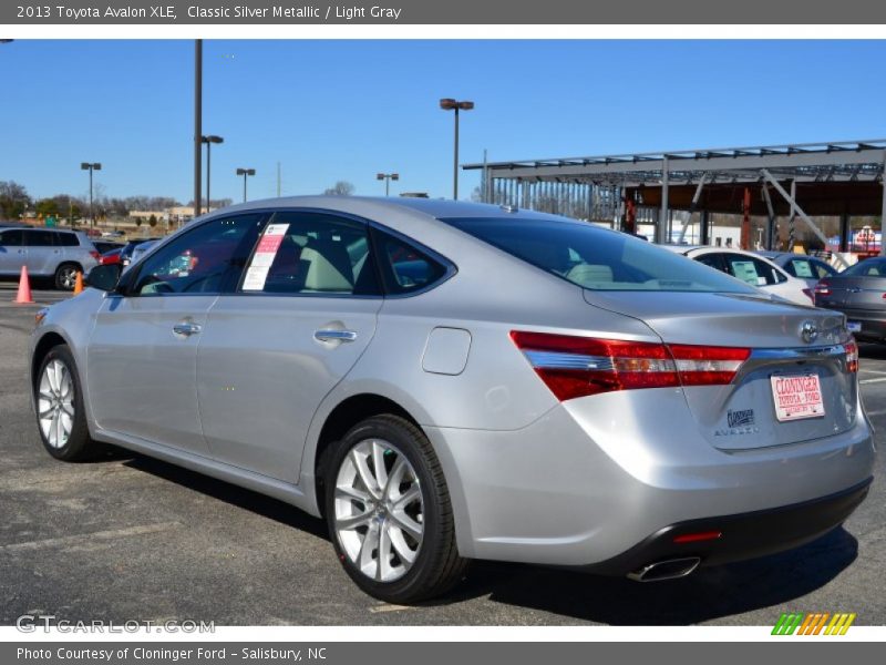 Classic Silver Metallic / Light Gray 2013 Toyota Avalon XLE