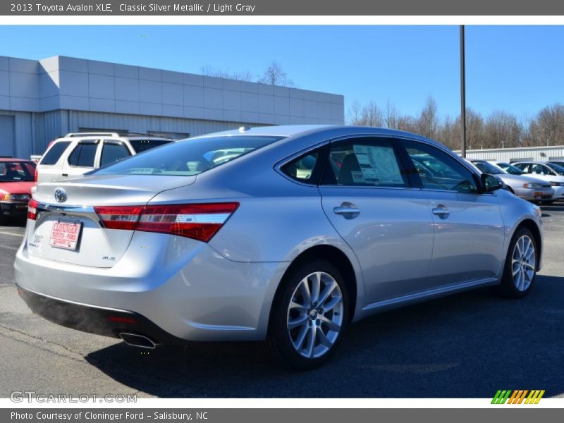 Classic Silver Metallic / Light Gray 2013 Toyota Avalon XLE