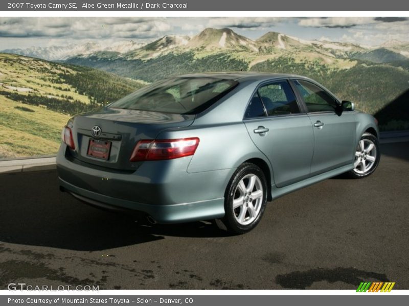 Aloe Green Metallic / Dark Charcoal 2007 Toyota Camry SE