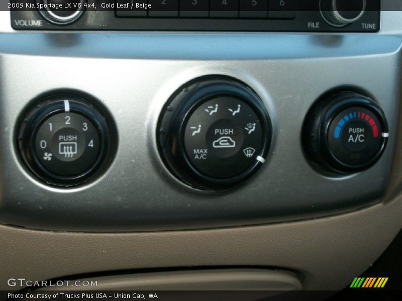 Controls of 2009 Sportage LX V6 4x4