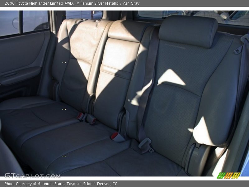 Millenium Silver Metallic / Ash Gray 2006 Toyota Highlander Limited 4WD