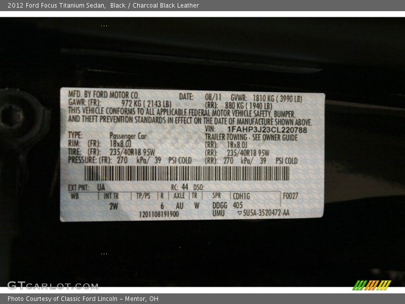 Black / Charcoal Black Leather 2012 Ford Focus Titanium Sedan