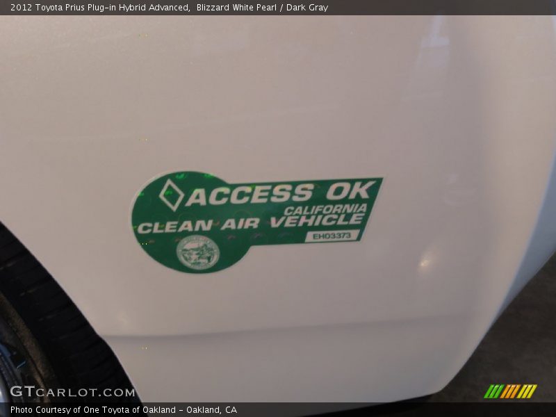 Blizzard White Pearl / Dark Gray 2012 Toyota Prius Plug-in Hybrid Advanced