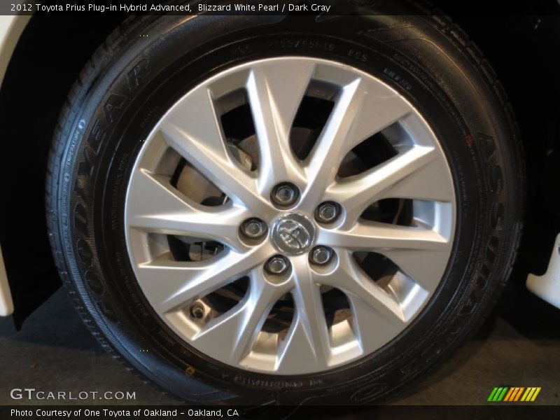 Blizzard White Pearl / Dark Gray 2012 Toyota Prius Plug-in Hybrid Advanced