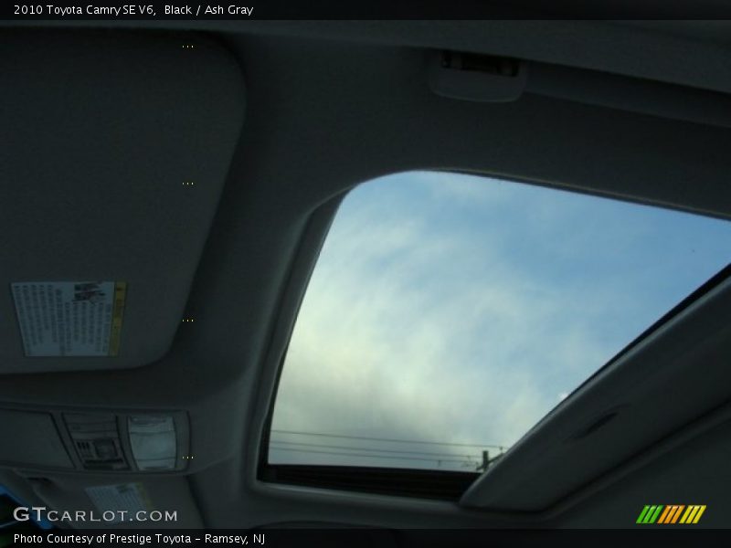 Black / Ash Gray 2010 Toyota Camry SE V6