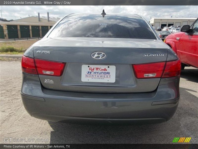 Willow Gray / Gray 2010 Hyundai Sonata GLS