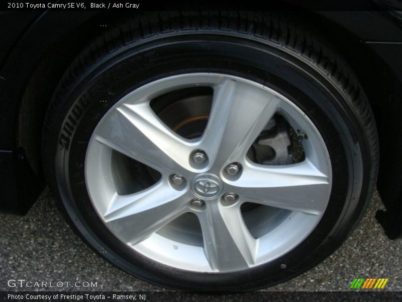 Black / Ash Gray 2010 Toyota Camry SE V6