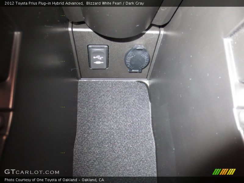 Blizzard White Pearl / Dark Gray 2012 Toyota Prius Plug-in Hybrid Advanced