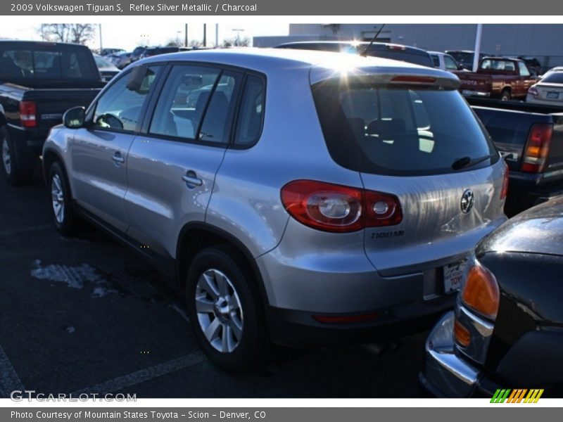 Reflex Silver Metallic / Charcoal 2009 Volkswagen Tiguan S