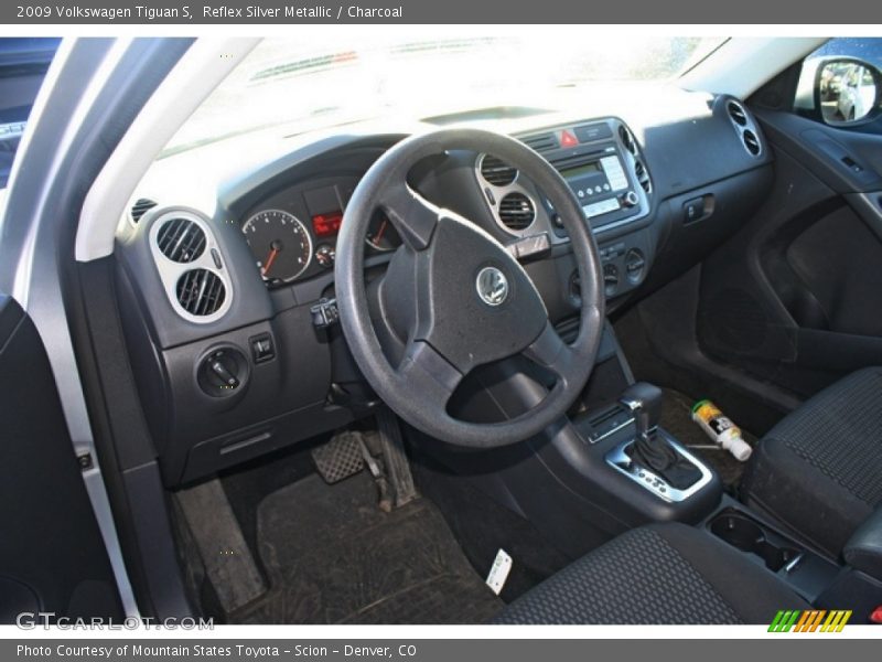 Reflex Silver Metallic / Charcoal 2009 Volkswagen Tiguan S
