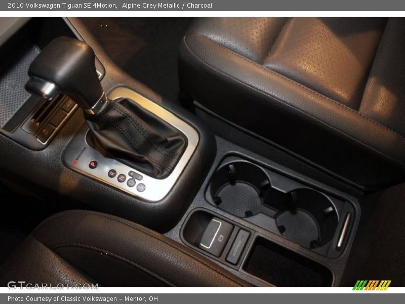 Alpine Grey Metallic / Charcoal 2010 Volkswagen Tiguan SE 4Motion