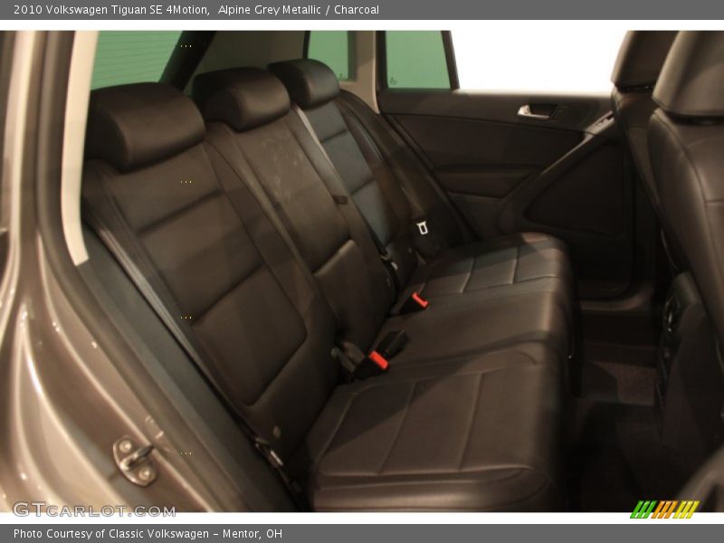 Alpine Grey Metallic / Charcoal 2010 Volkswagen Tiguan SE 4Motion