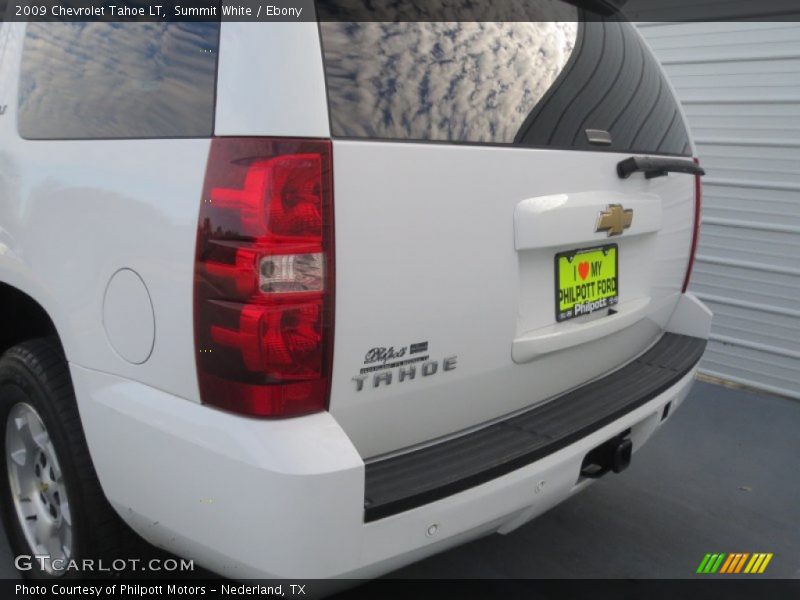 Summit White / Ebony 2009 Chevrolet Tahoe LT