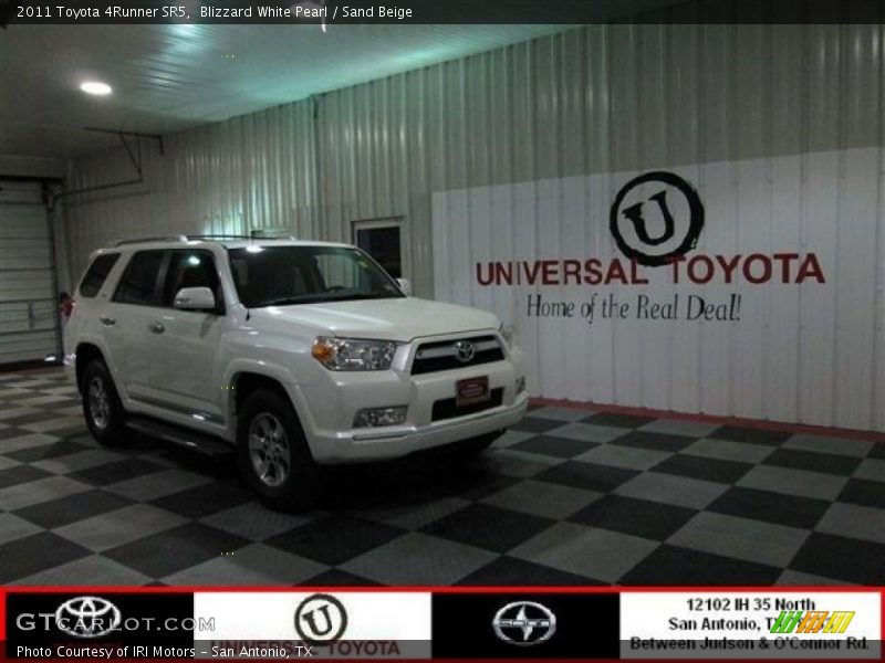Blizzard White Pearl / Sand Beige 2011 Toyota 4Runner SR5