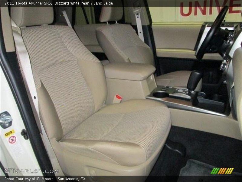 Blizzard White Pearl / Sand Beige 2011 Toyota 4Runner SR5