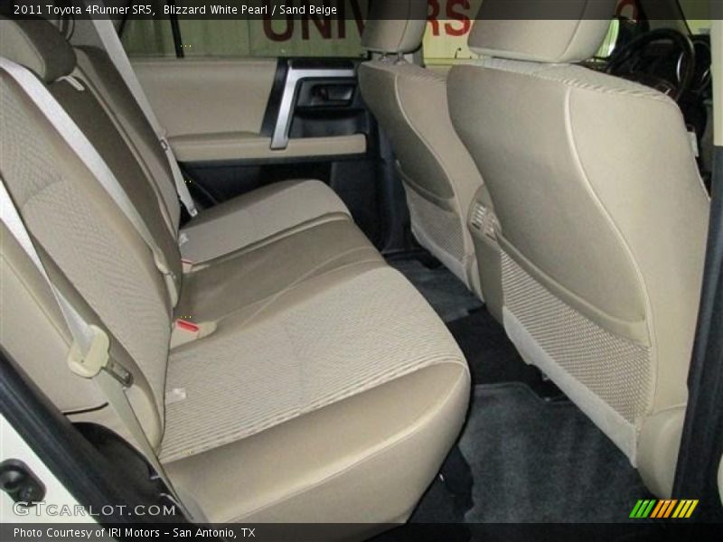 Blizzard White Pearl / Sand Beige 2011 Toyota 4Runner SR5