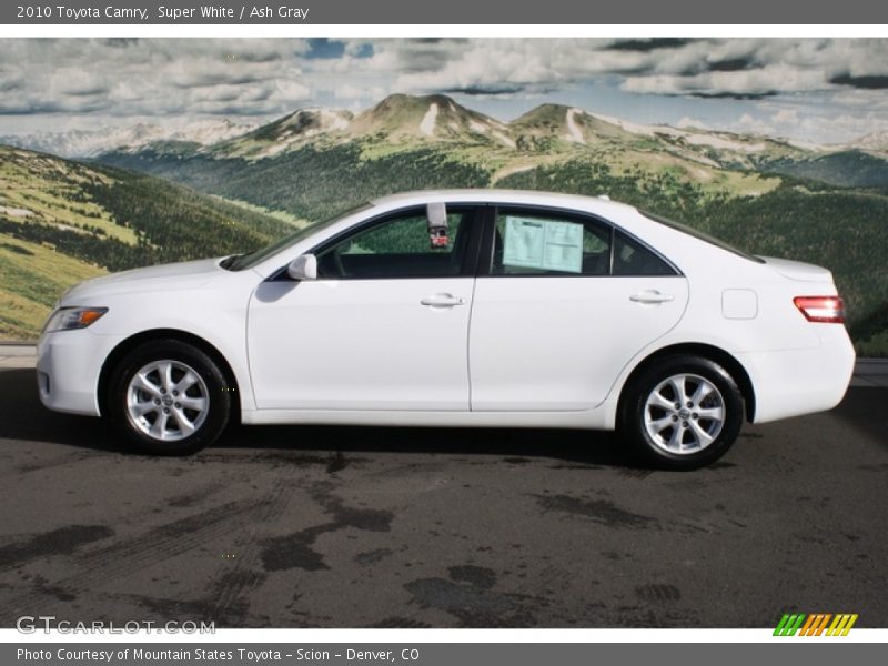Super White / Ash Gray 2010 Toyota Camry