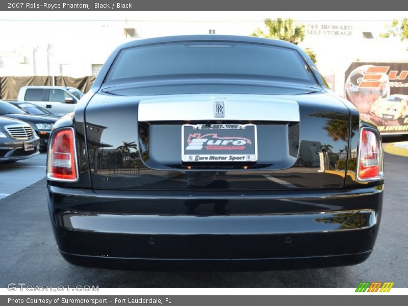 Black / Black 2007 Rolls-Royce Phantom