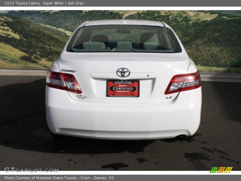 Super White / Ash Gray 2010 Toyota Camry