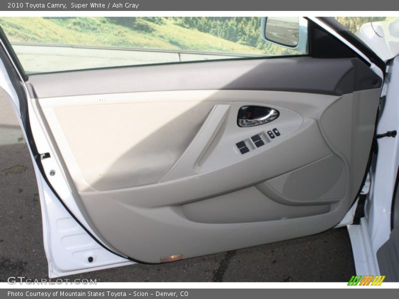 Super White / Ash Gray 2010 Toyota Camry