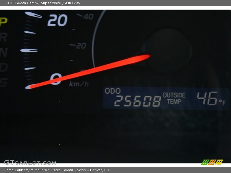 Super White / Ash Gray 2010 Toyota Camry