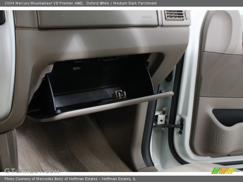 Oxford White / Medium Dark Parchment 2004 Mercury Mountaineer V8 Premier AWD