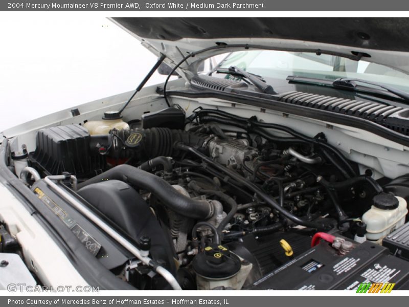 Oxford White / Medium Dark Parchment 2004 Mercury Mountaineer V8 Premier AWD