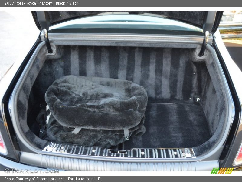 Black / Black 2007 Rolls-Royce Phantom