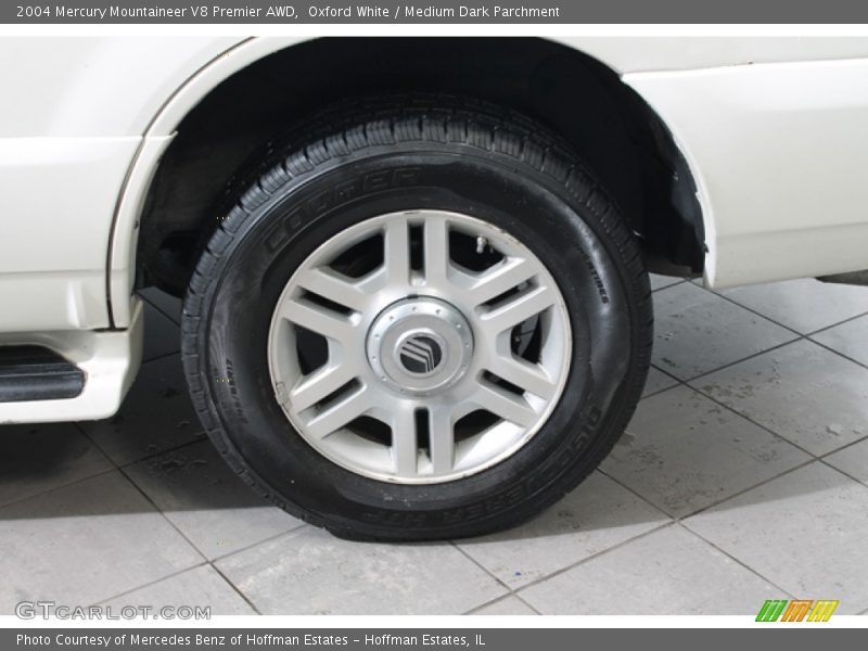 Oxford White / Medium Dark Parchment 2004 Mercury Mountaineer V8 Premier AWD