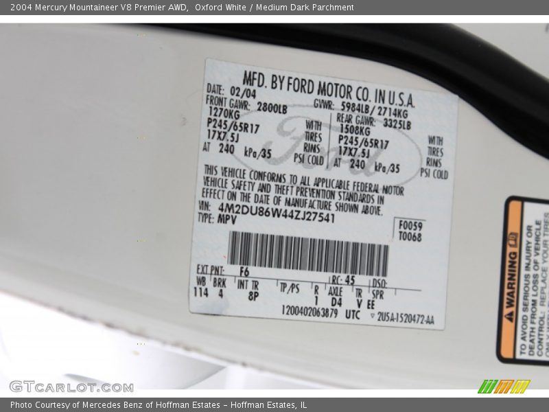 Oxford White / Medium Dark Parchment 2004 Mercury Mountaineer V8 Premier AWD