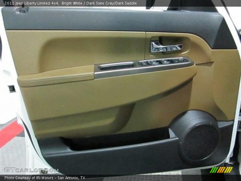 Bright White / Dark Slate Gray/Dark Saddle 2011 Jeep Liberty Limited 4x4
